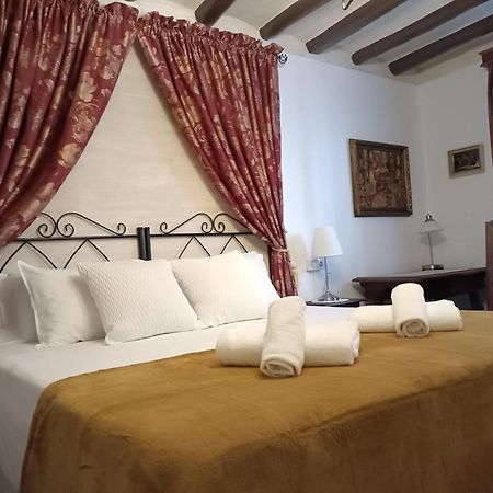 Casa Rural La Casona Urrea de Gaen Exteriér fotografie