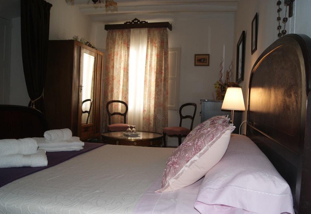 Casa Rural La Casona Urrea de Gaen Pokoj fotografie