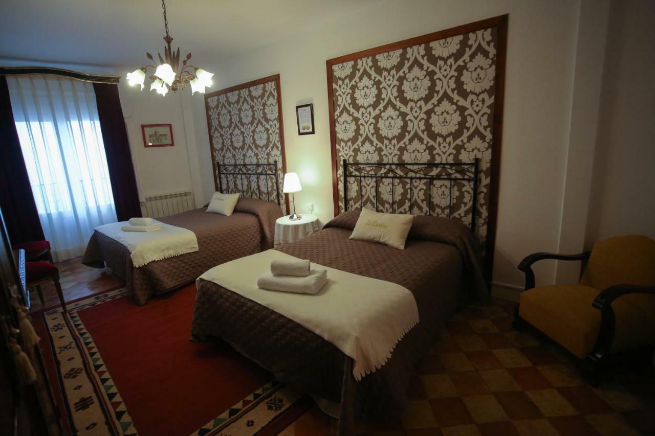 Casa Rural La Casona Urrea de Gaen Exteriér fotografie